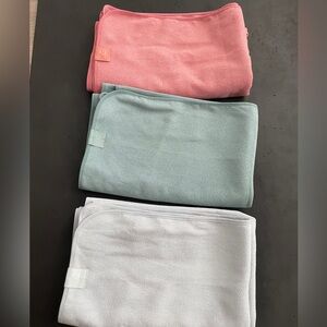 LULULEMON yoga mat towel with grip 3 colors